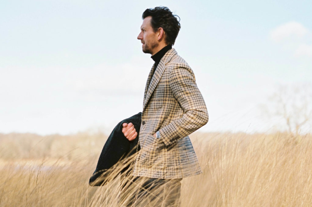 Read more about the article The Tweed Check Sports Coat