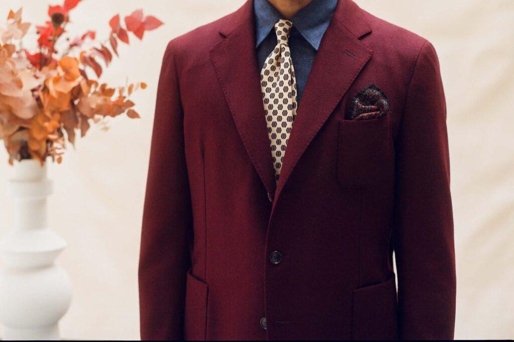 Read more about the article Blending Burgundy Into Your Wardrobe